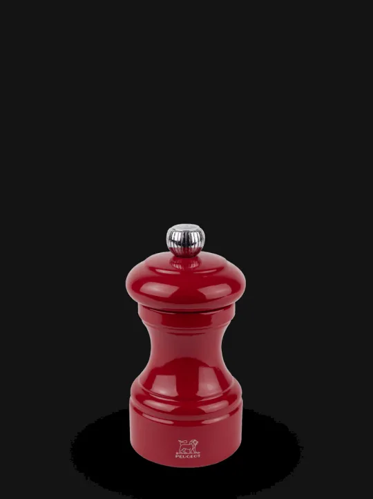 Peugeot Saveurs Bistro Moulin à sel manuel en bois laqué, rouge passion, 10 cm - 4" -> Envie De Couleurs|Moulins À Sel Et Salières