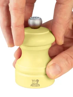 Peugeot Saveurs Bistro moulin à sel manuel en bois, jaune paille, 8 cm - 3,2in. -><noscript><img width=