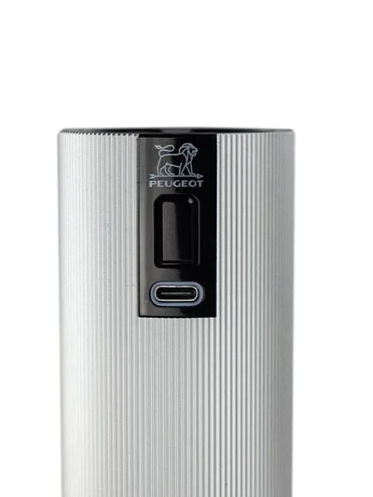 Peugeot Saveurs Line electrique Moulin à sel électrique rechargeable u'select, batterie lithium-ion, aluminium, 15 cm - 6in. -> Idées Cadeaux -100€|Envie De Design