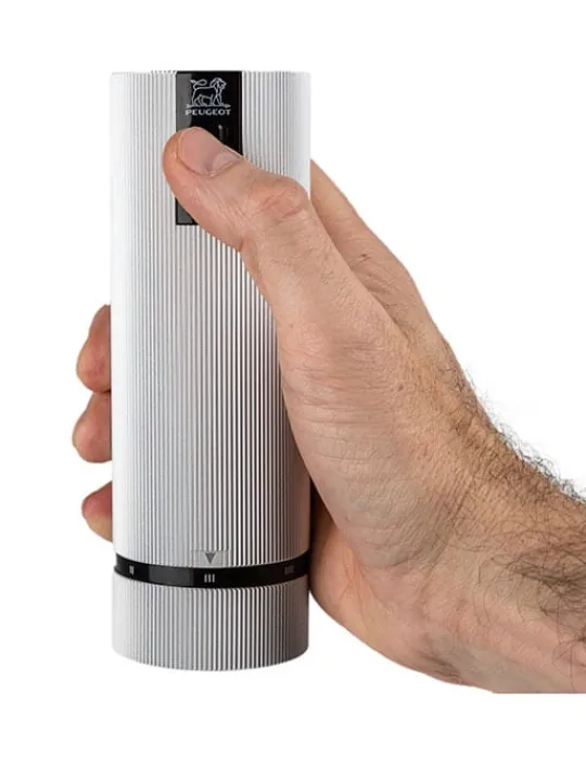 Peugeot Saveurs Line electrique Moulin à sel électrique rechargeable u'select, batterie lithium-ion, aluminium, 15 cm - 6in. -> Idées Cadeaux -100€|Envie De Design