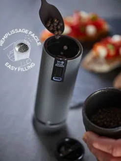 Peugeot Saveurs Night electric Coffret cadeau - duo de moulins à poivre et à sel électriques line noir mat 15 cm -> Coffrets Cadeaux|Envie De Design