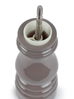 Peugeot Saveurs Paris Moulin à sel manuel en bois laqué, gris taupe, 18 cm - 7in. -><noscript><img width=